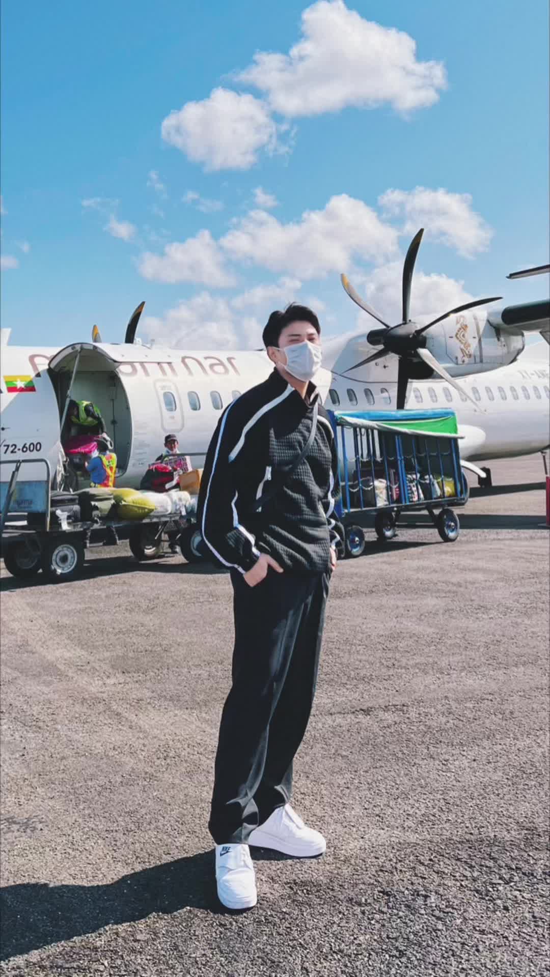@Win Htet Phyoe