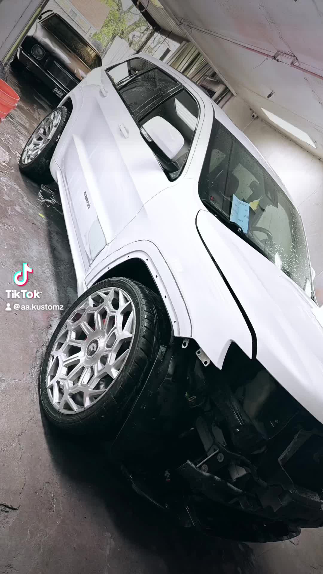 @AA.kustomz