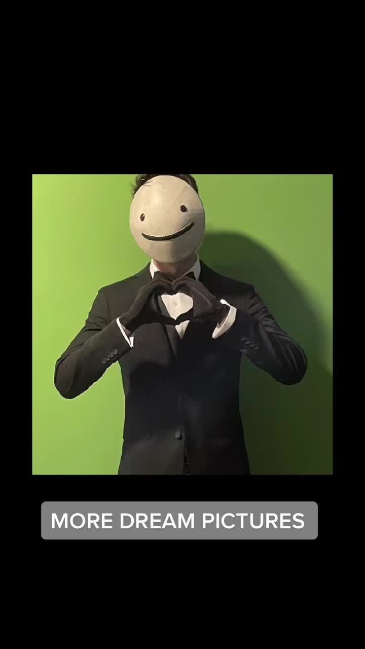 @<3