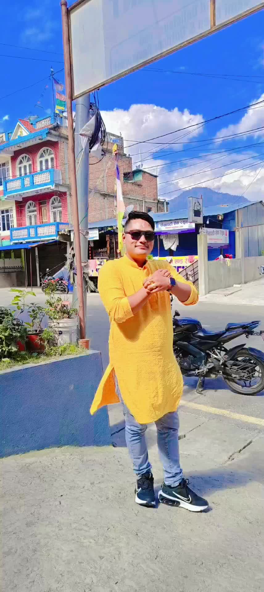 @Gyaldang Aamod