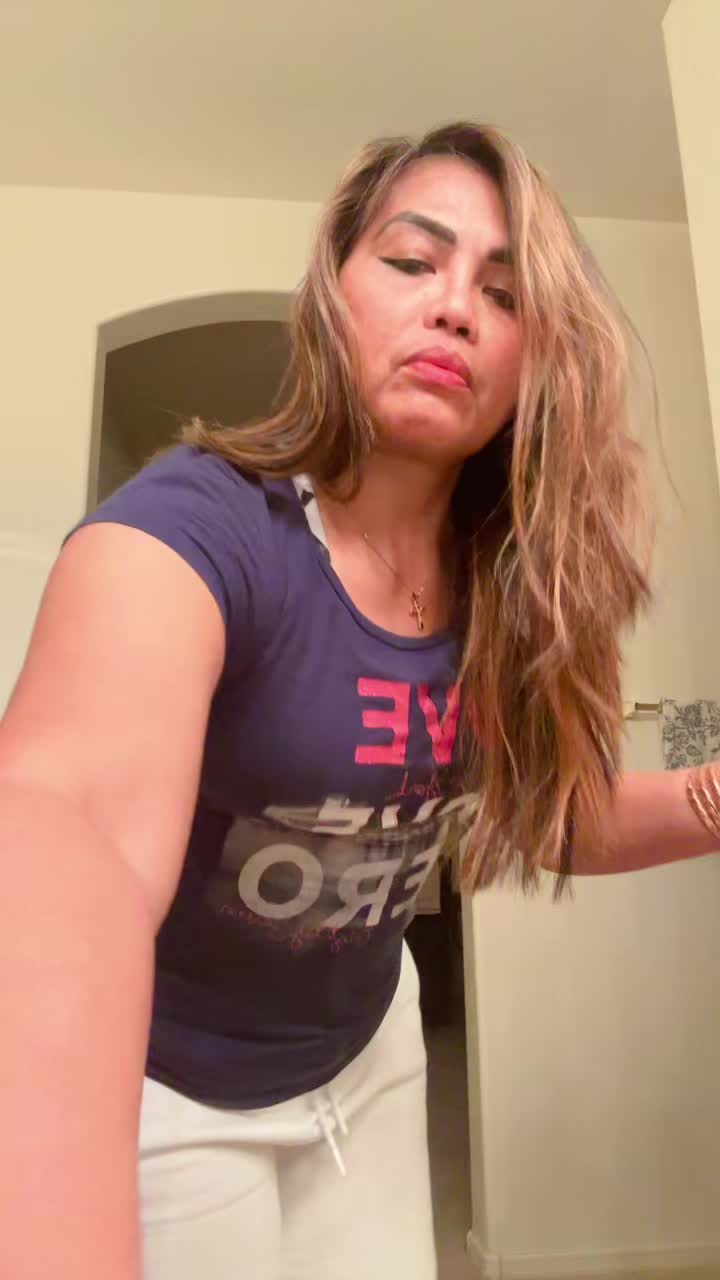 @Ariesgirl75