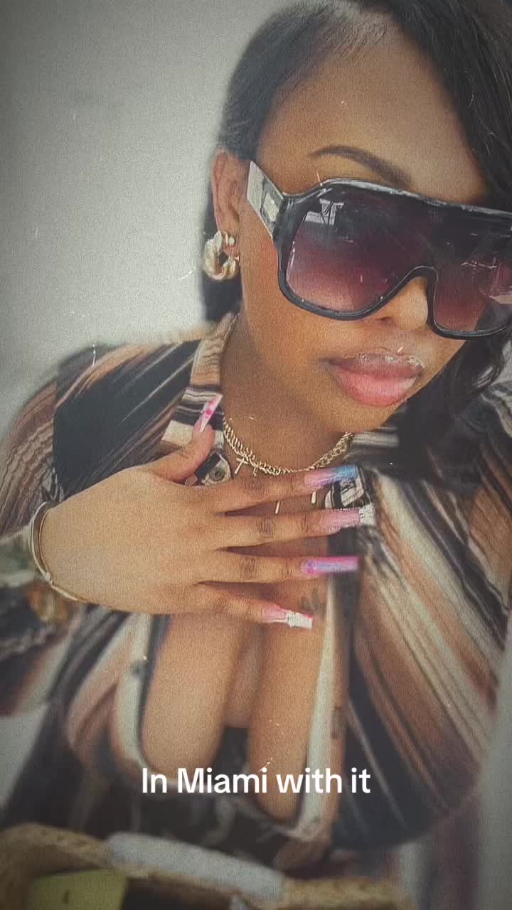 @Deshonnthecreativebeauty