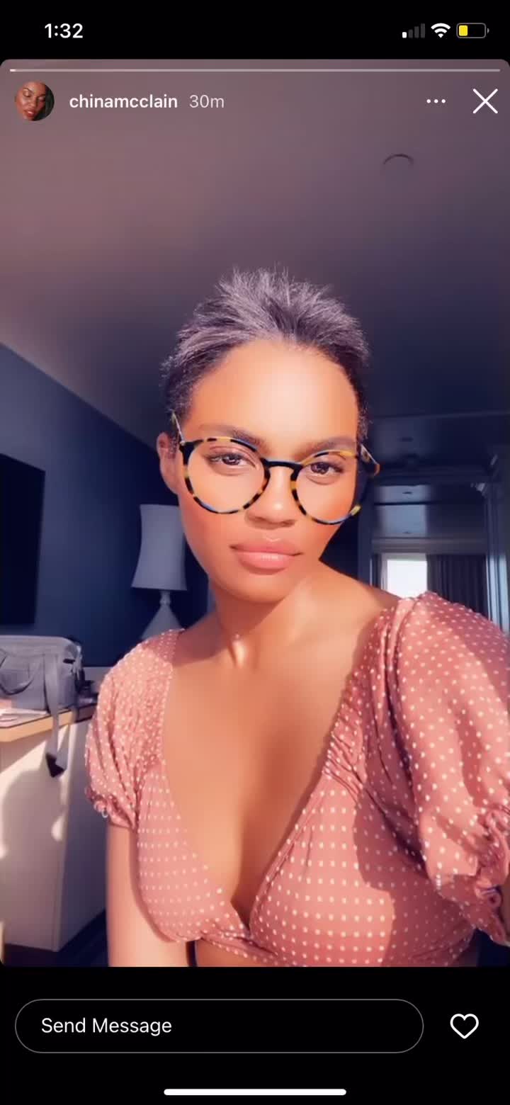 @THE MOST BEAUTIFUL 😩👑