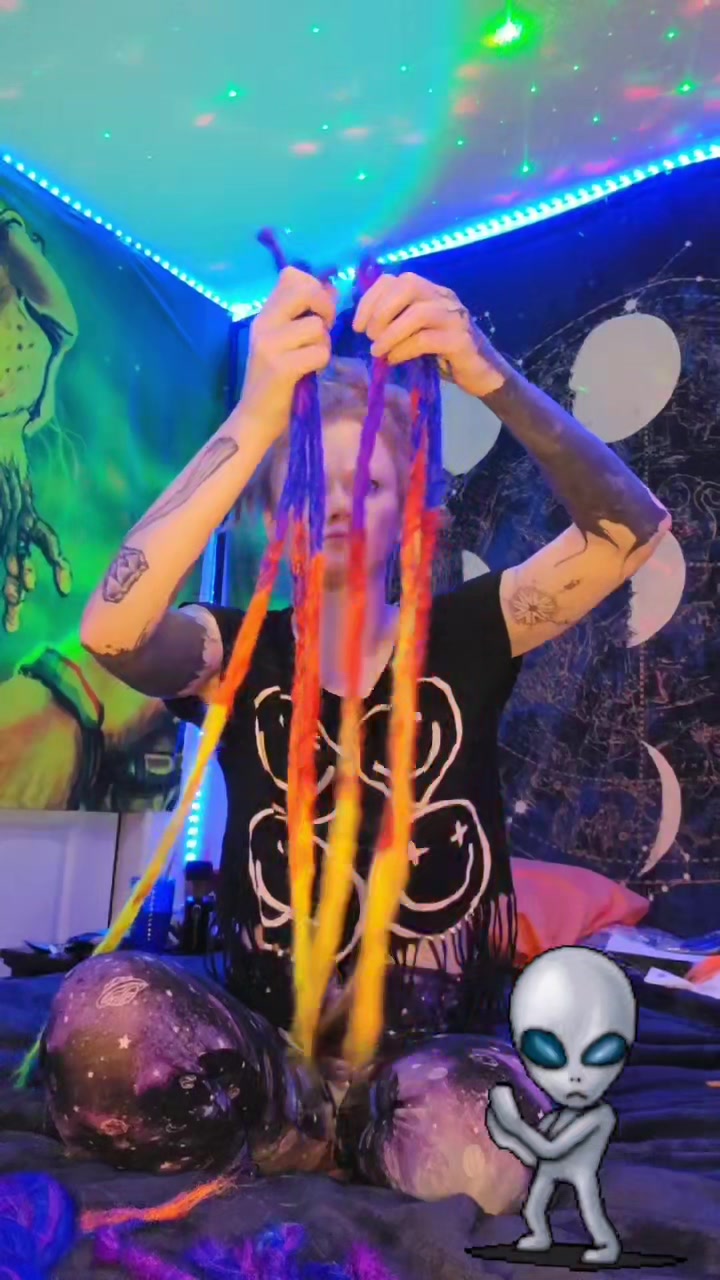 @Dralien