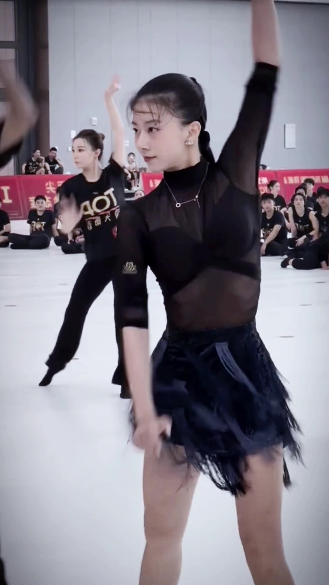 @𝒂𝒊𝒏𝒊𝒎𝒐𝒉𝒂𝒏