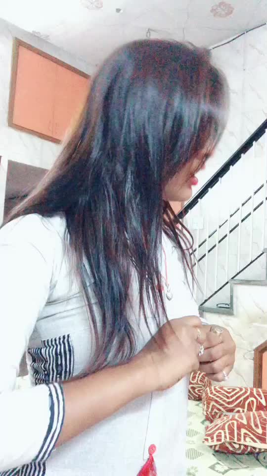 @nishuu_