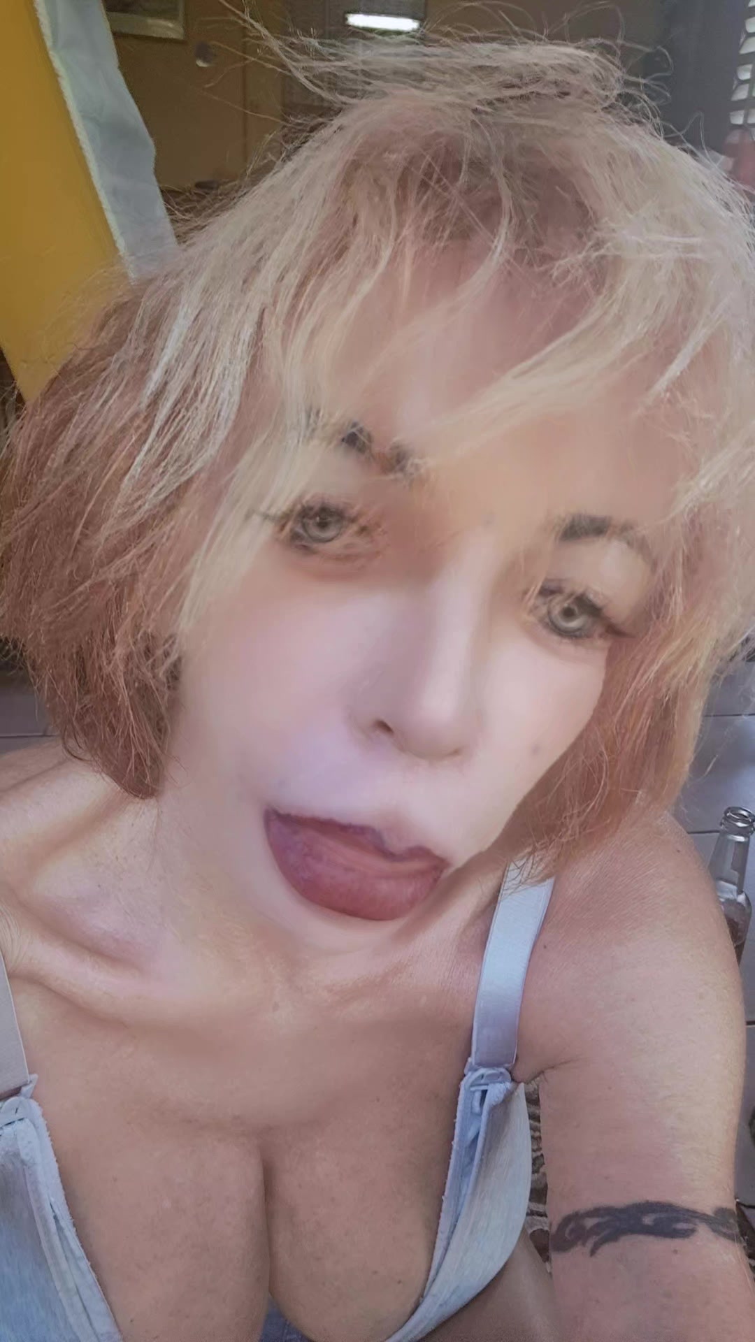 @anouchka