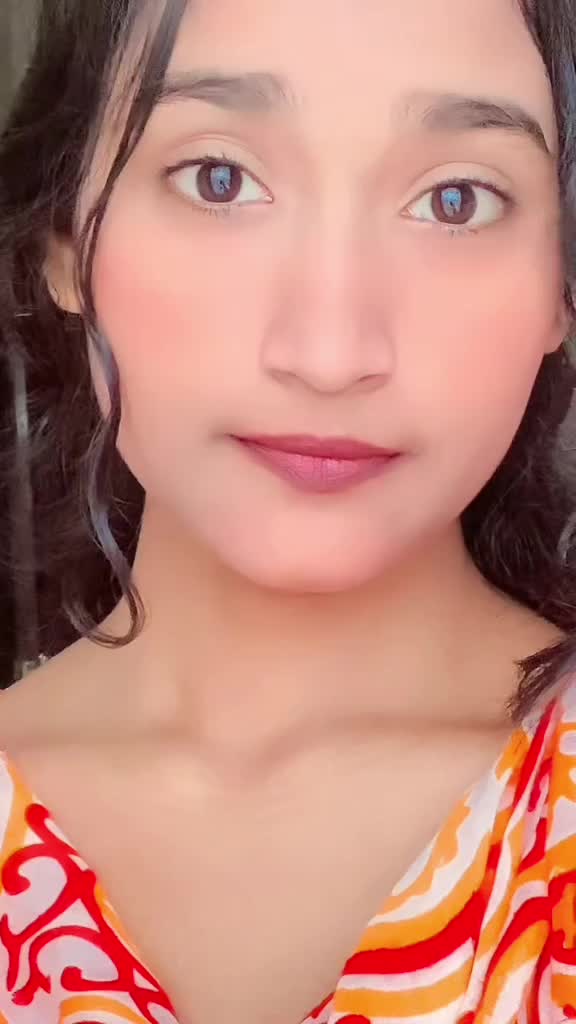 @জাতির বইনা 🙄😁
