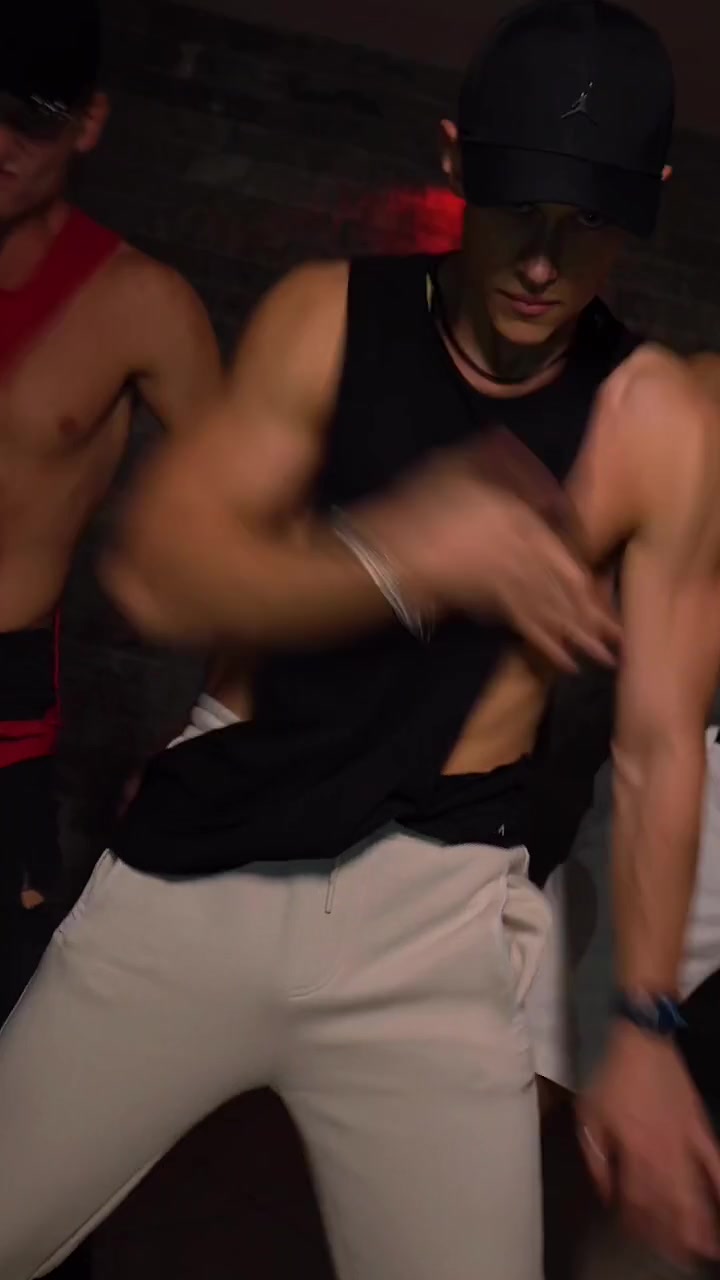 @Midnight Dancer
