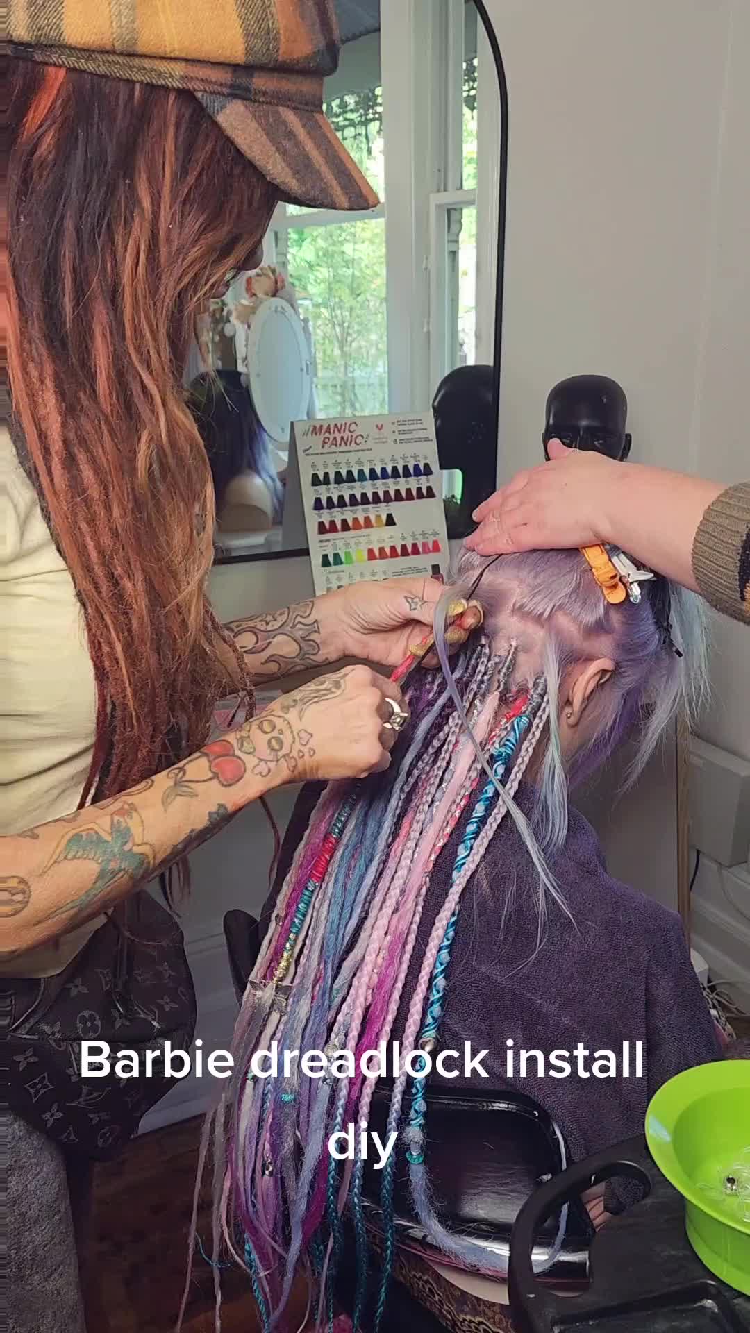 @TheCowgirlColourist