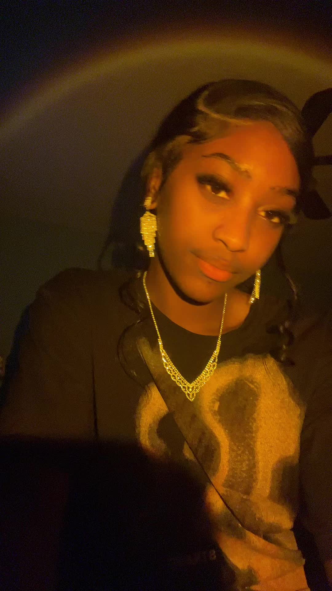@￶