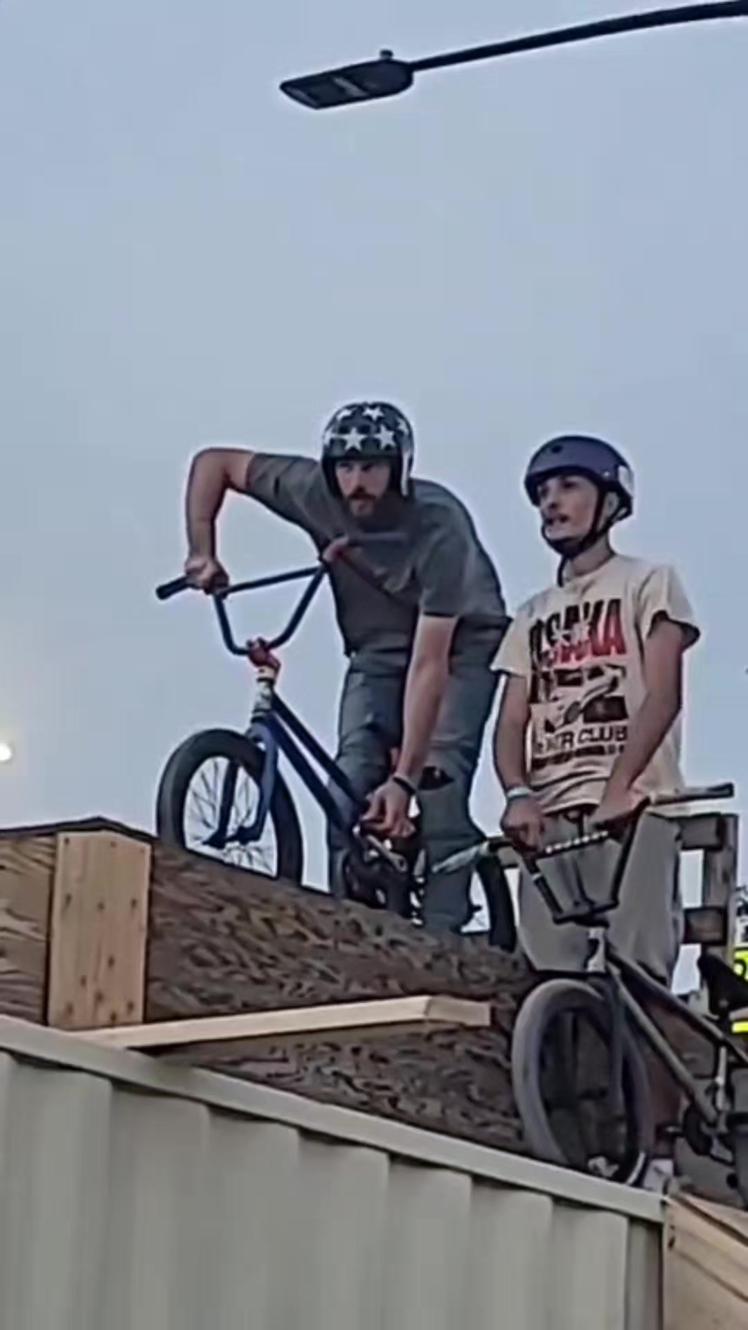 @Robinson402BMX