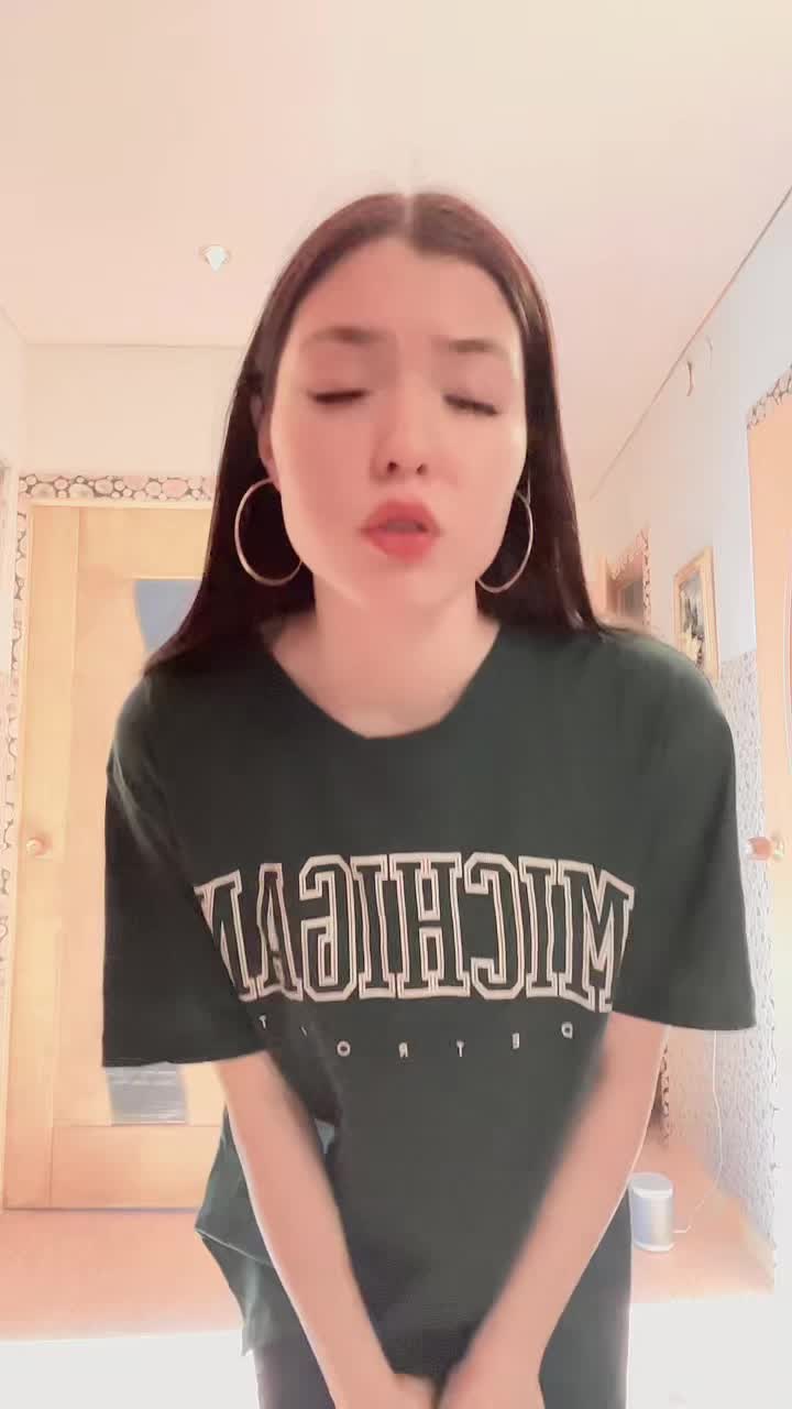 @Милана
