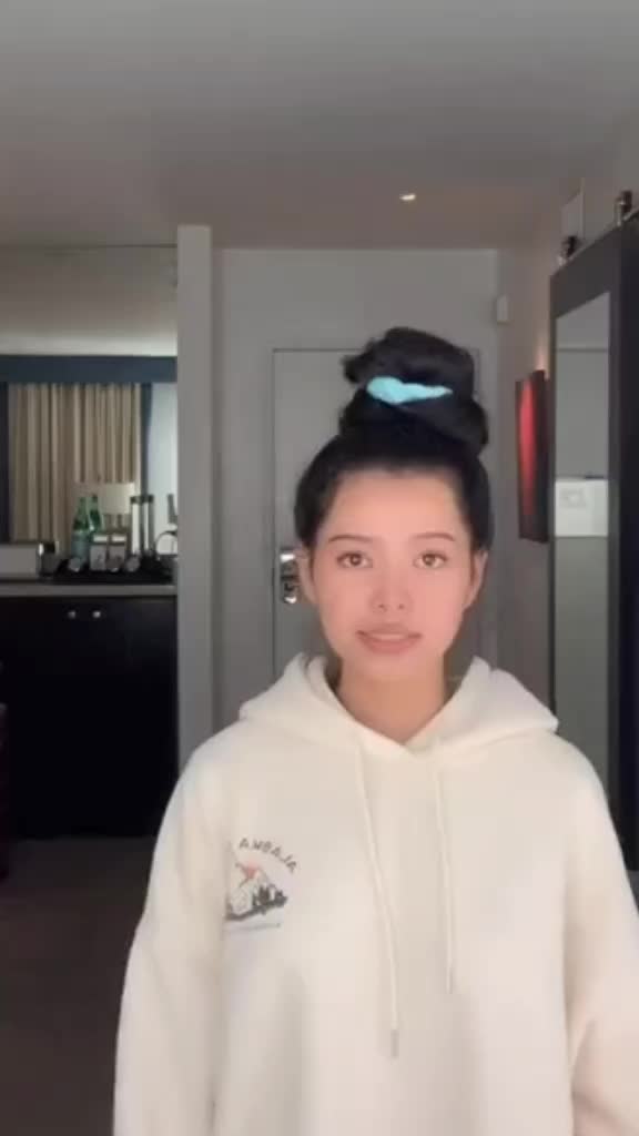 @charli.demelio