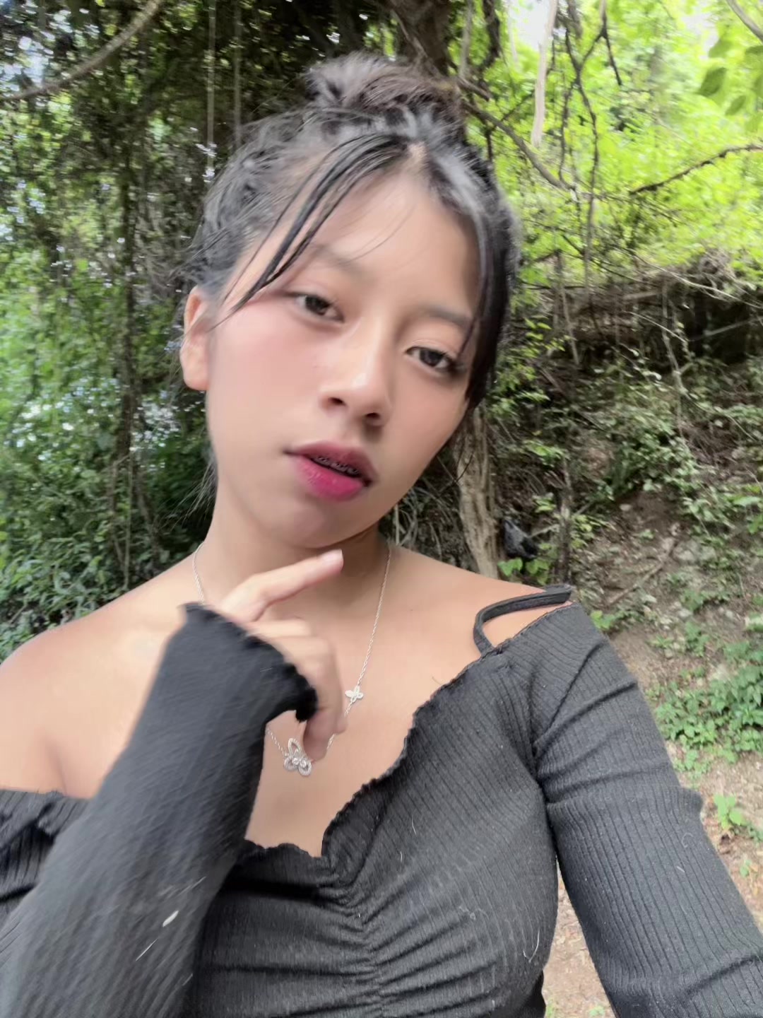 @Usi🧟♀️