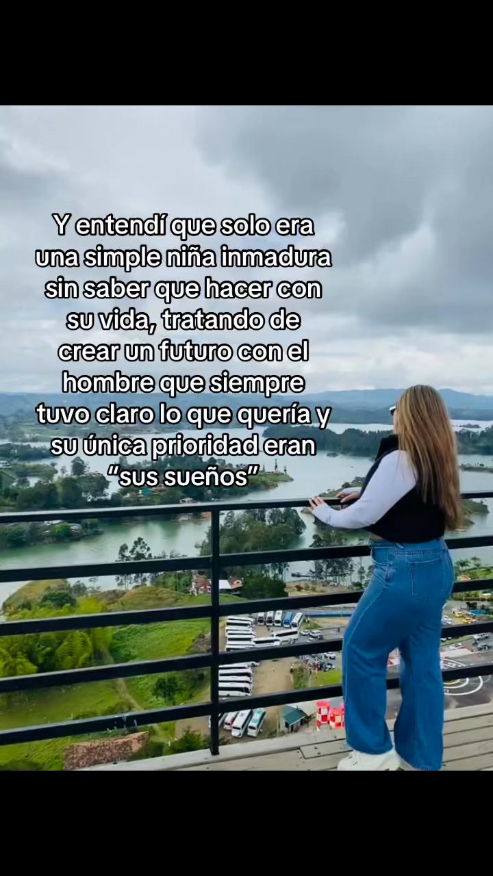 @•Paula Zárate🌸💕•