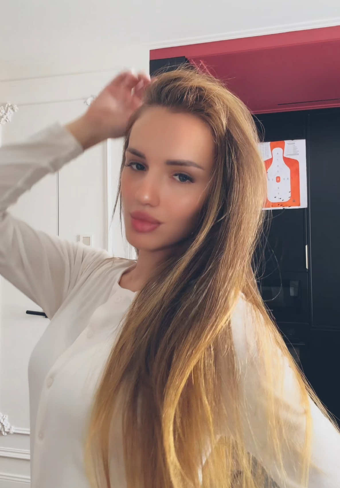 @karasu_tina
