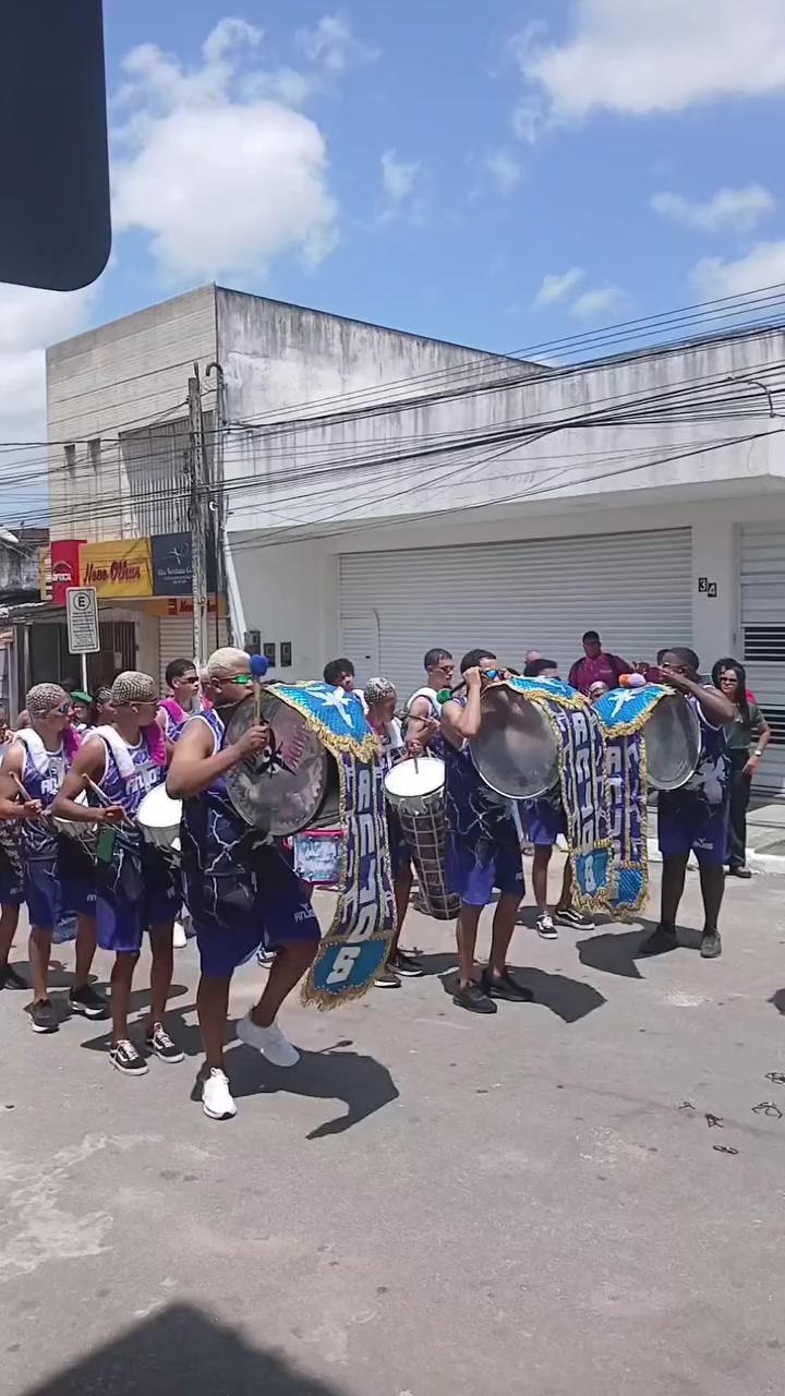@Bandas de PE