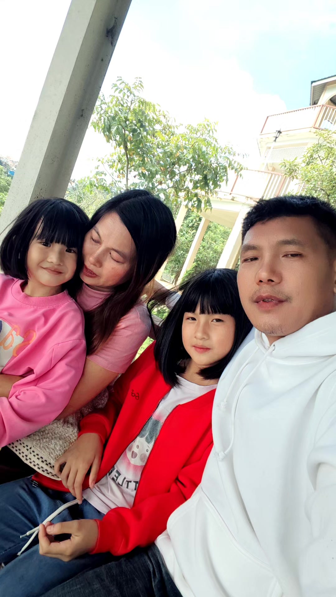 @Gu Sar Moe Yee