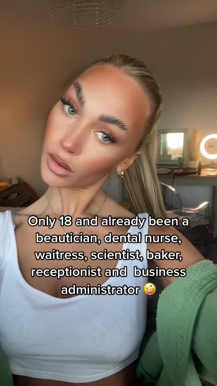 @Rhiannon Robertson