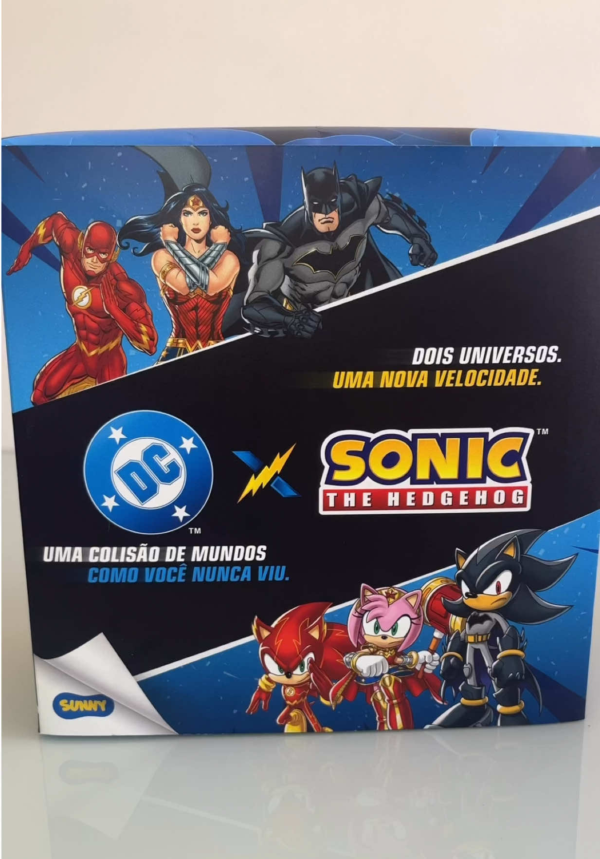 @Comics, Toys & Travels
