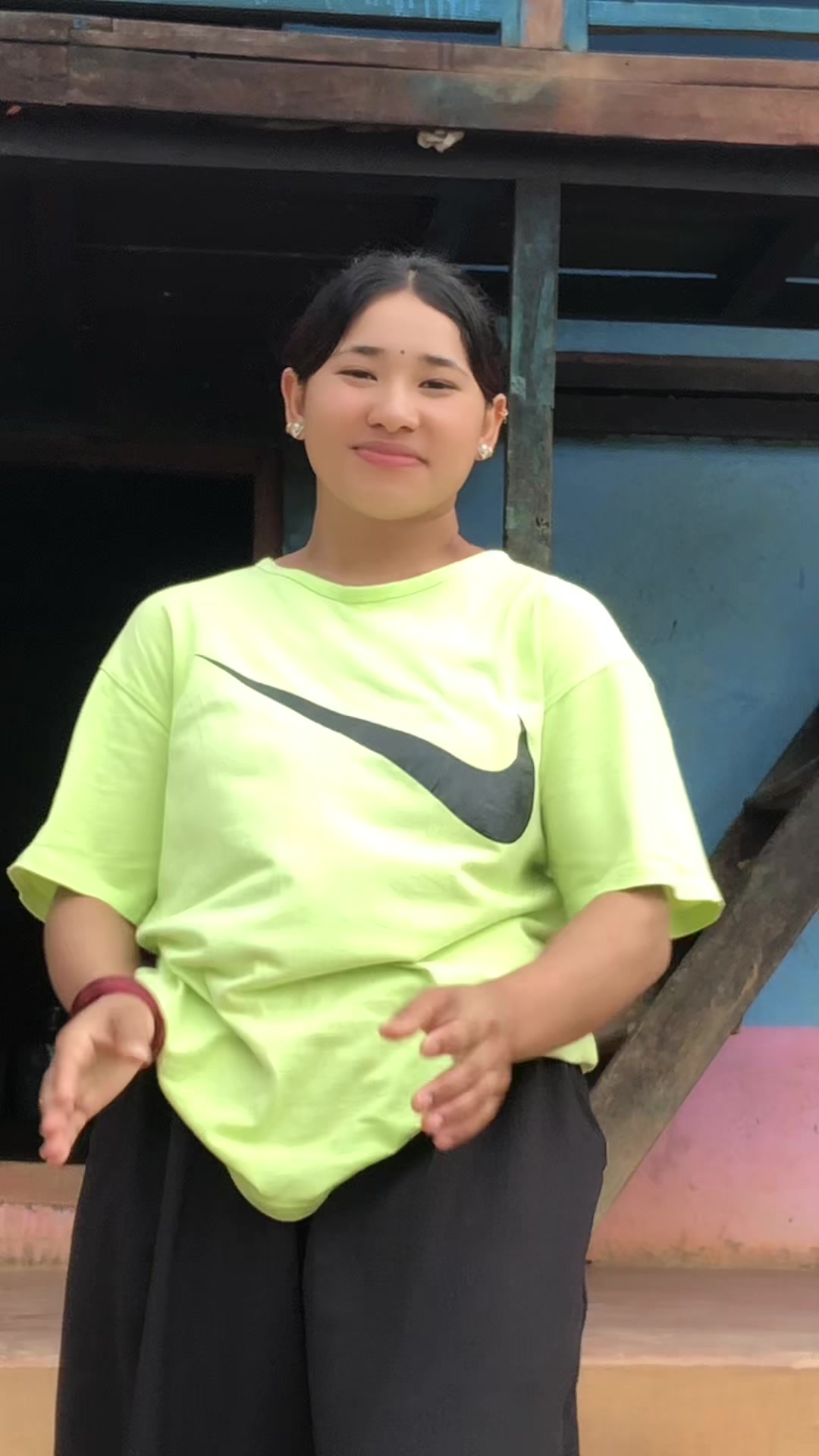 @๐ฆ๐ฅ