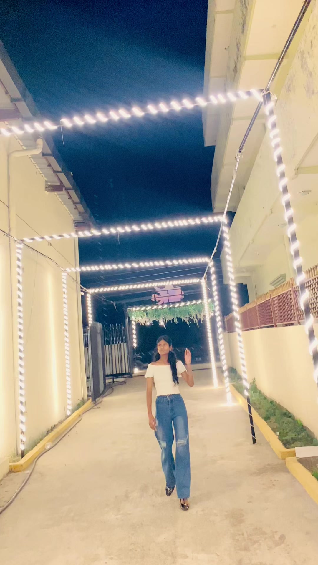 @Punnni❤️💋