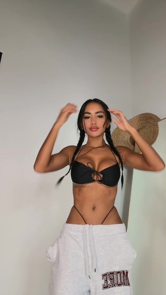 @carla_asister