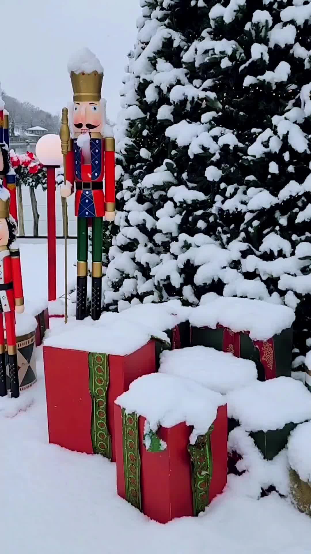 @თამთა ლორთქიფანიძე
