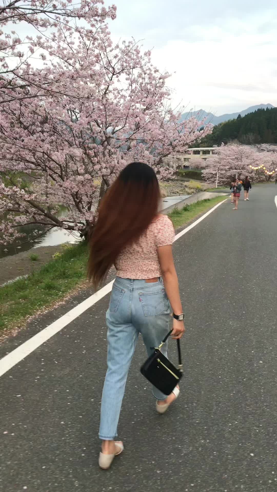 @Bubbles ๐ฏ๐ต๐