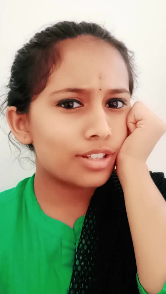 @varnitha___menon
