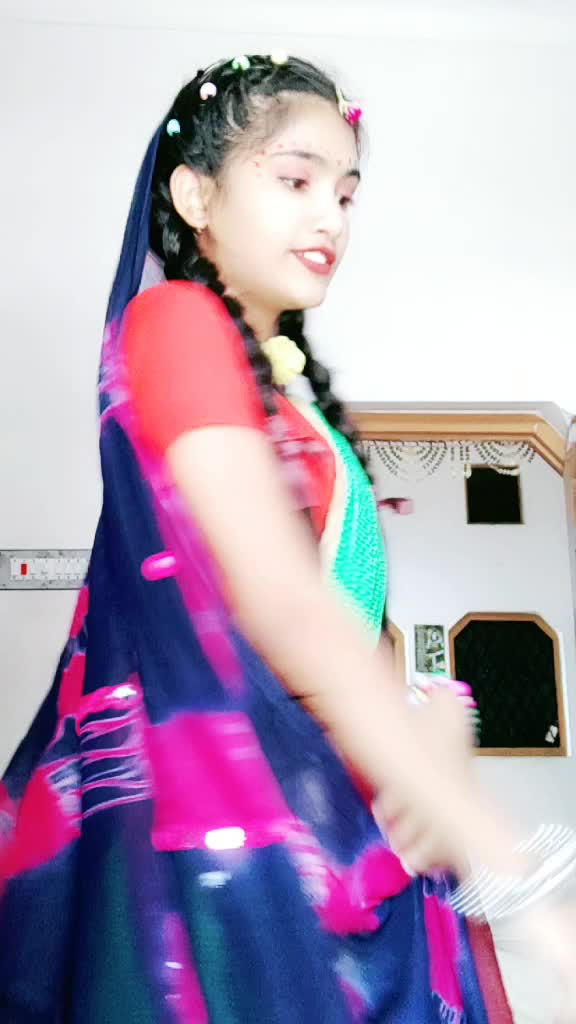 @👑savita paliwal👑💜