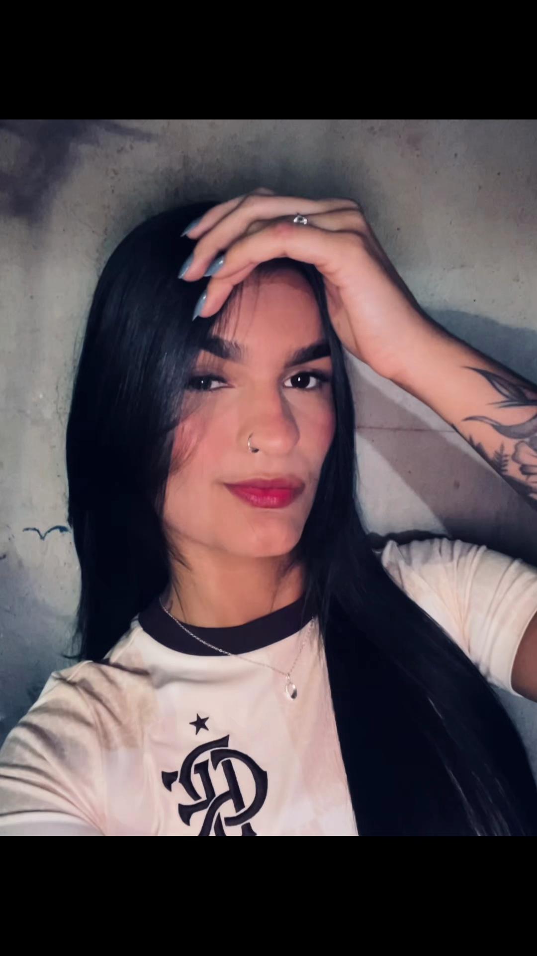 @Nicollyboina
