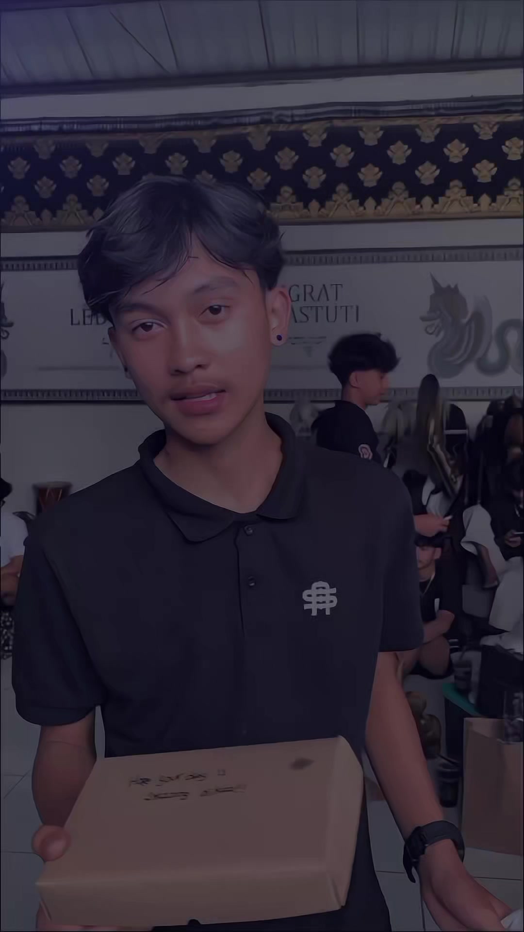 @D