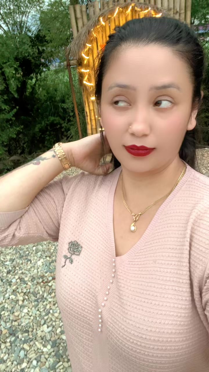 @देbका थाpa