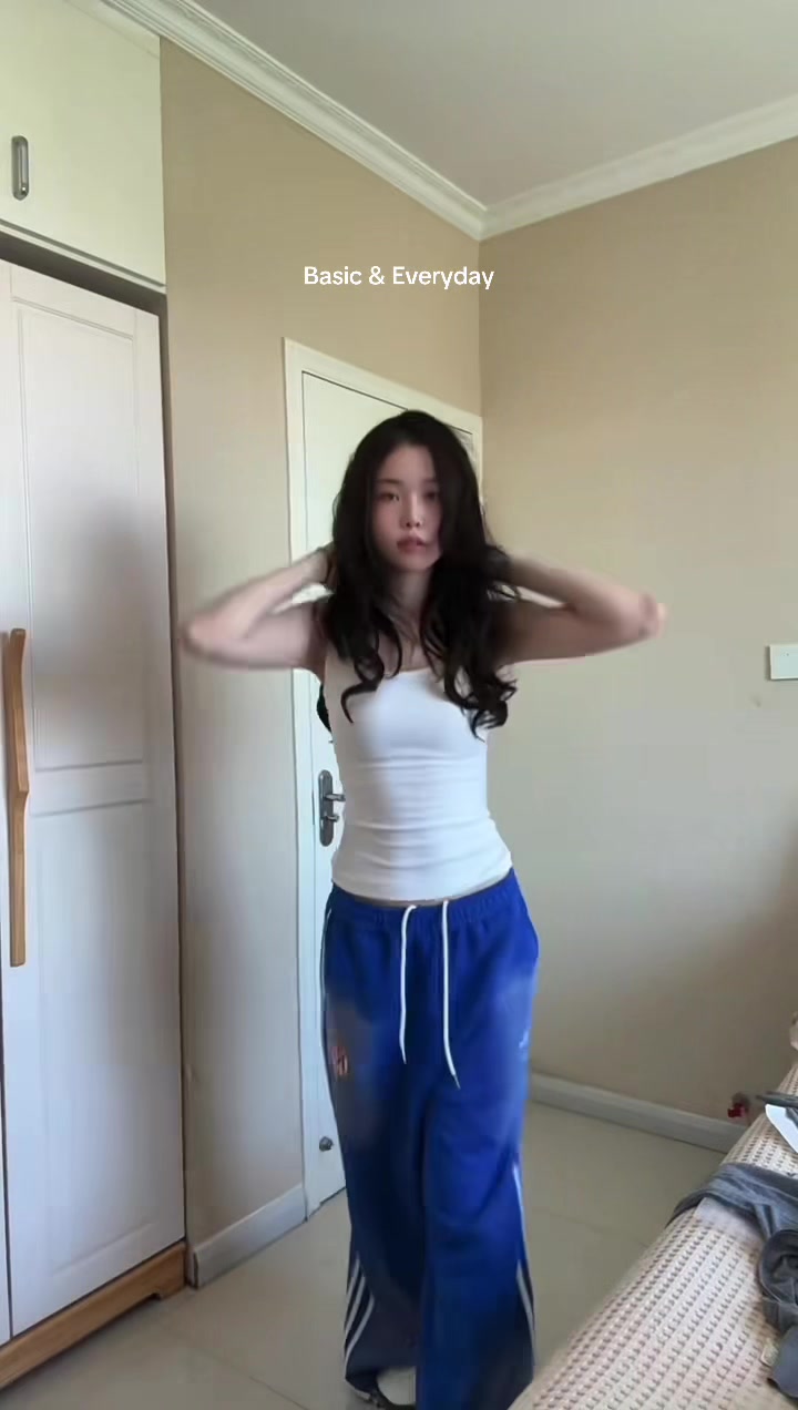 @𝓜𝓔𝓘 𝓜𝓔𝓘 𝓒𝓛𝓞𝓣𝓗𝓔𝓢✨