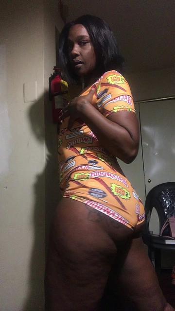 @Thickithickiimicki