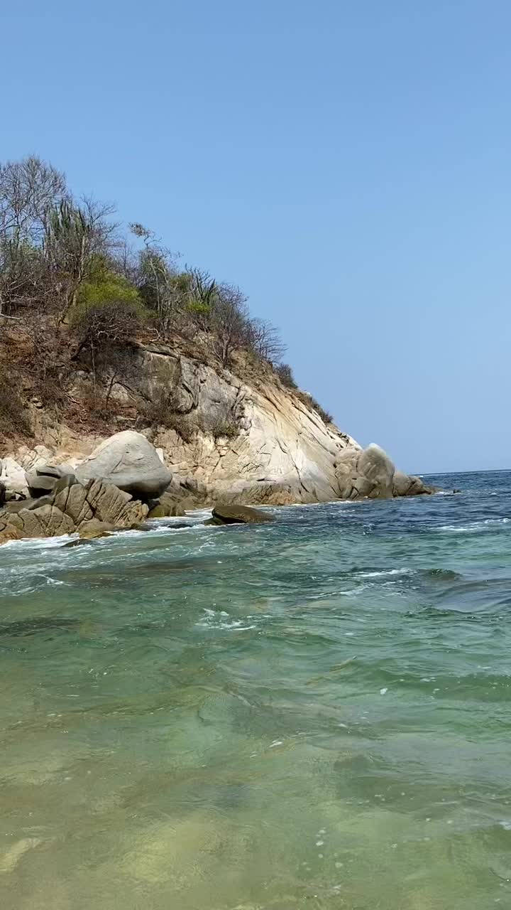 @LOS TROTAMUNDOS