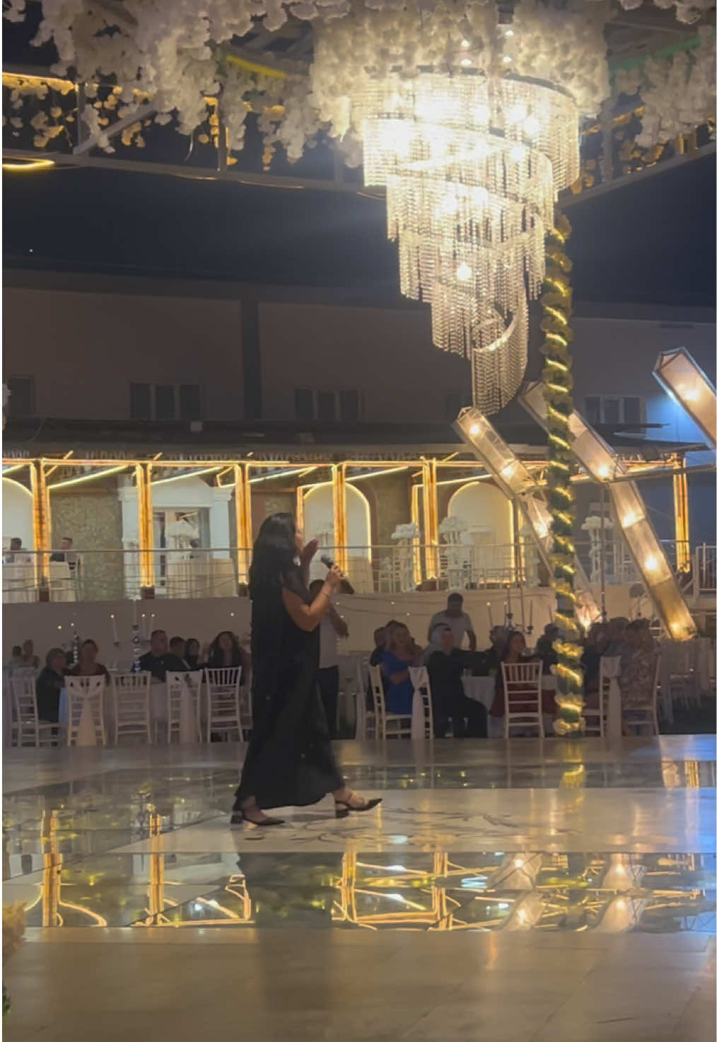 @Kılıç Kraliçesi