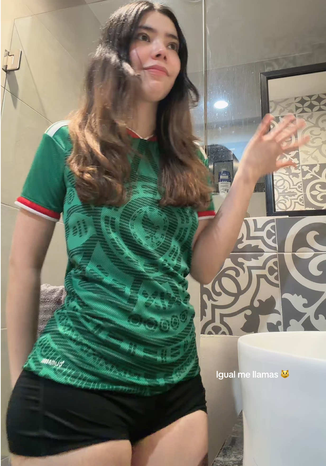 @jenniferjauree
