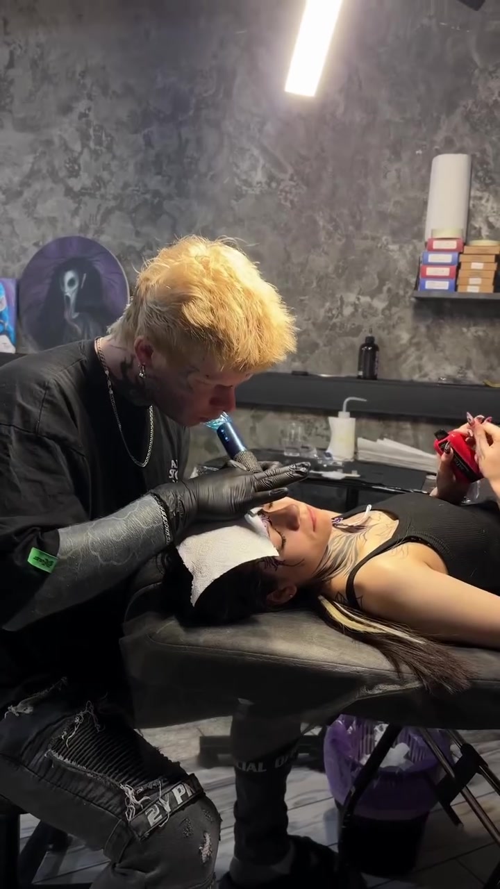 @DIS_tattoo_