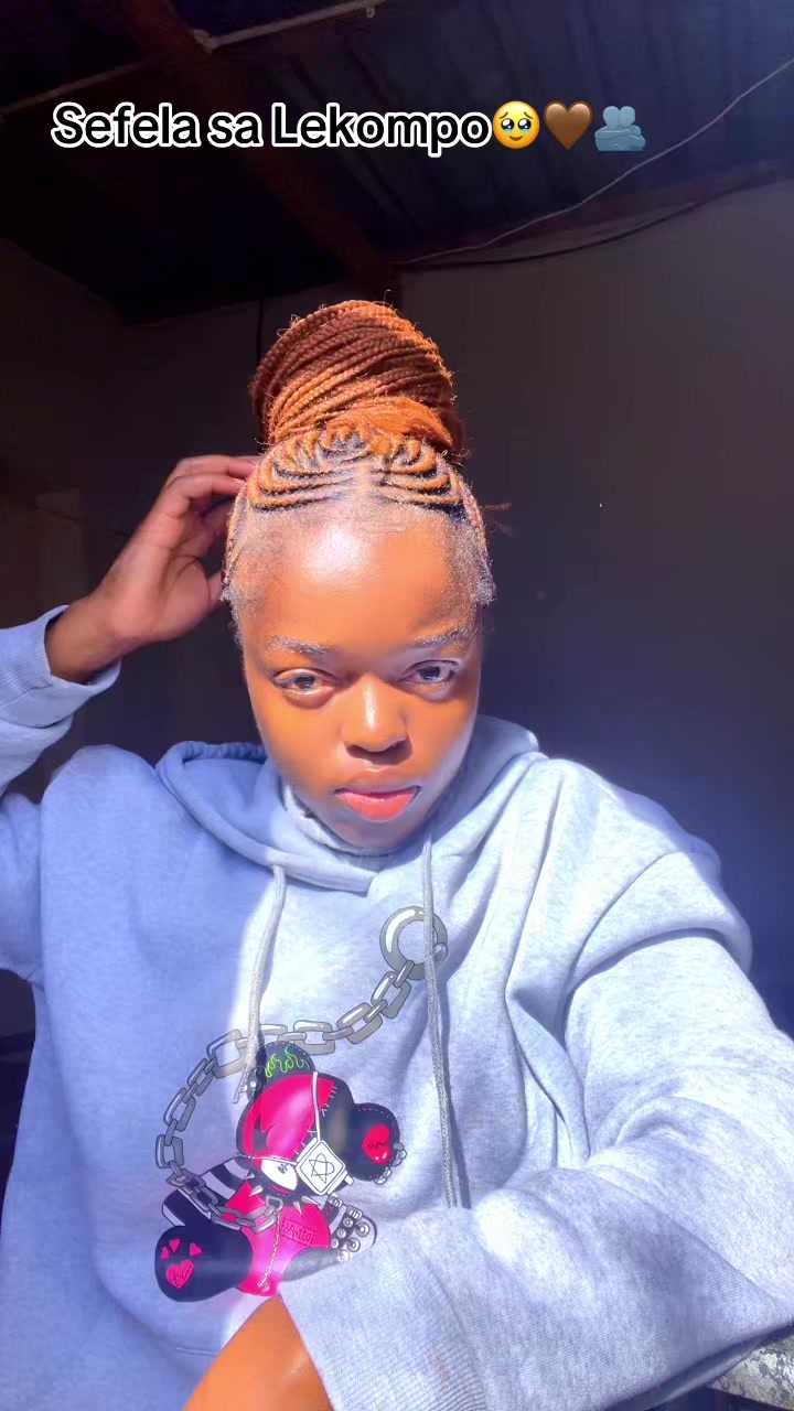 @Khuthadzo