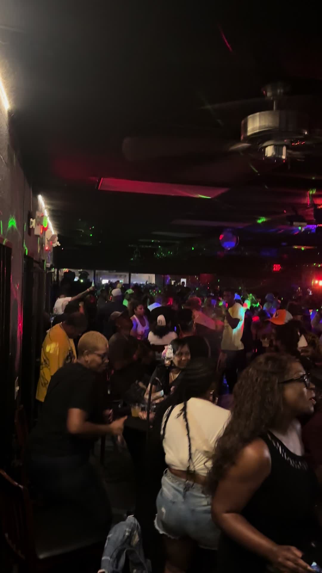 @Wood’s Bar and Lounge