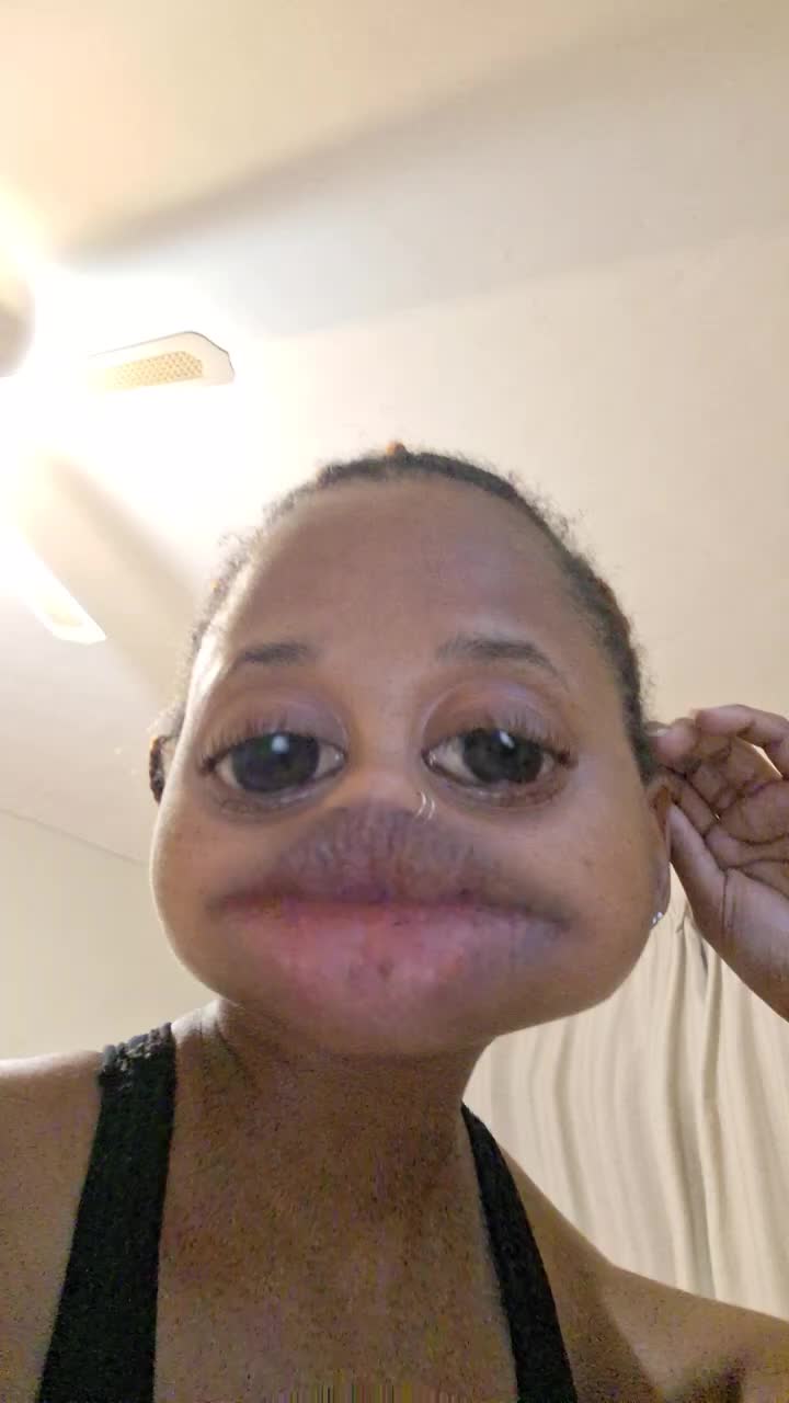@👑