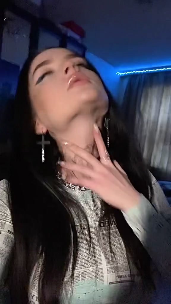 @Окси не детка 😇