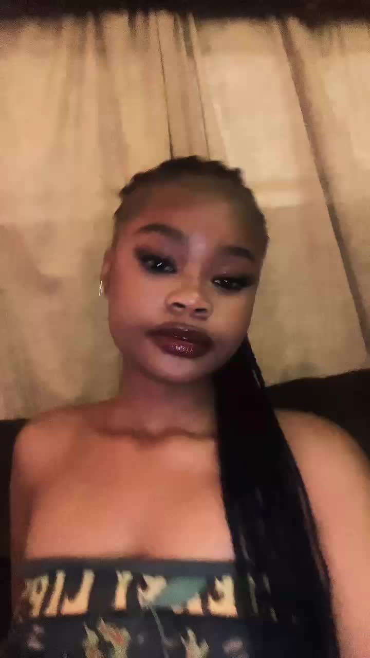 @𝕽