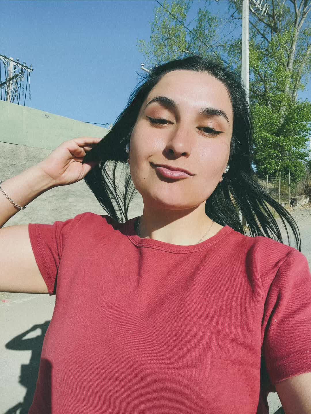 @Coni 🌻