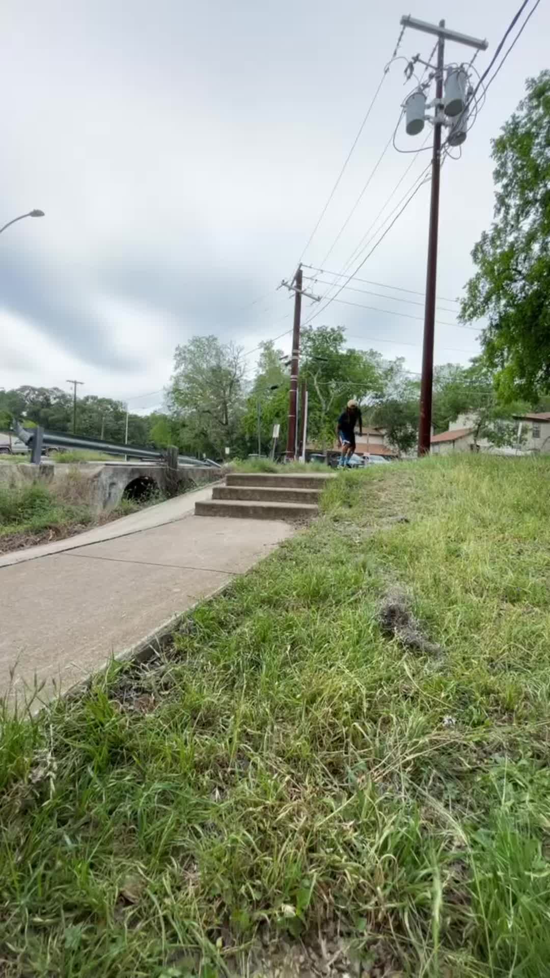 @SkateboardSammy