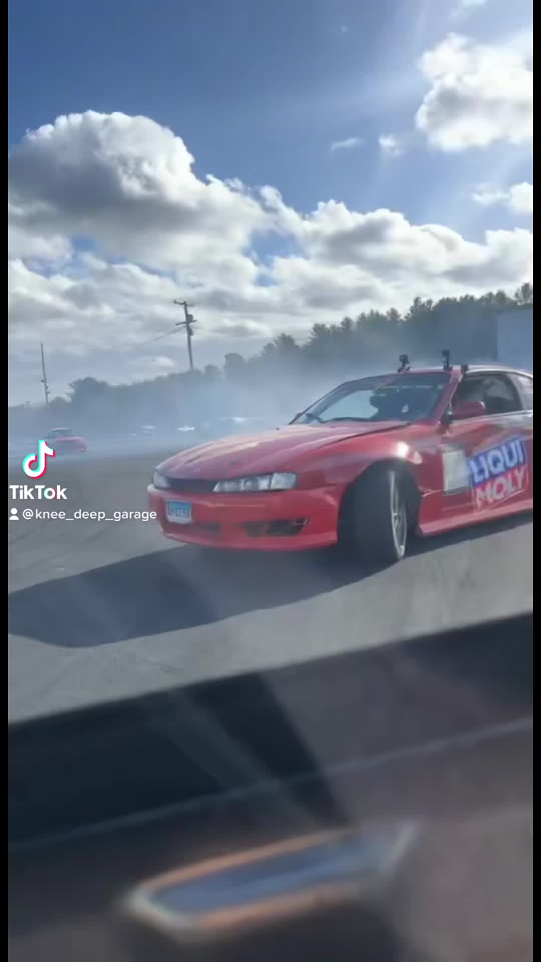 @knee_deep_garage