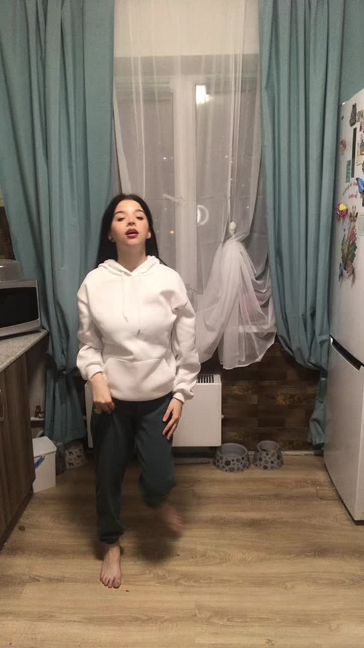 @Просто Олька😜